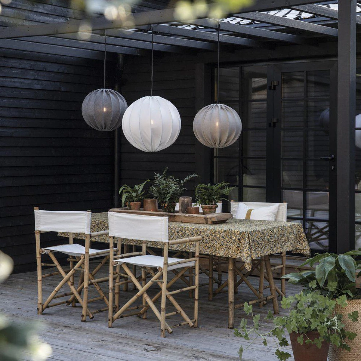 Alva Utendørs Lampeskjerm 40 Cm - Offwhite 4 Alva Utendørs Lampeskjerm 40 Cm - Offwhite - Bilde 2