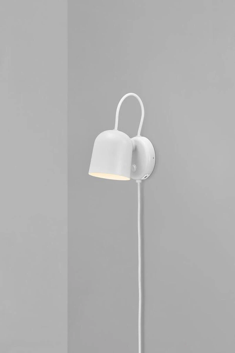 Angle Vegglampe Med USB - Hvit 9 Angle Vegglampe Med USB - Hvit - Bilde 7