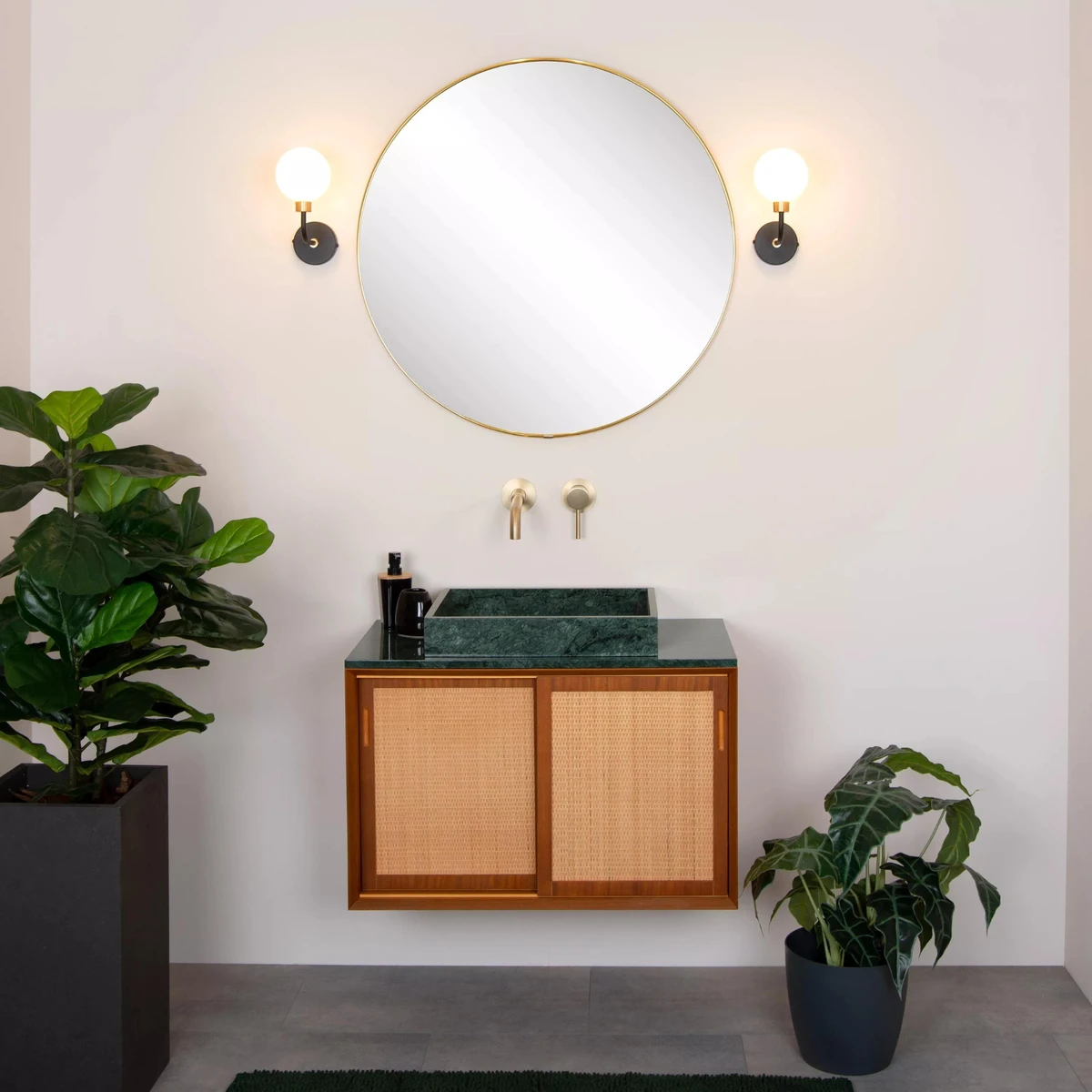 Berend Vegglampe IP44 - Svart/Opal 5 Berend Vegglampe IP44 - Svart/Opal - Bilde 3