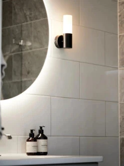 Beta Vegglampe IP44 - Svart -Lightup Butikk Beta vegglampe IP44 Svart Baderomsbelysning vegglamper Pr home of Scandinavia Ab Prh 3501413 4