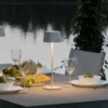 Konstsmide Capri Bordlampe Oppladbar Utendørs IP54 - Hvit -Lightup Butikk Capri bordlampe oppladbar utendors IP54 Hvit Utebelysning Hagebelysning Konstsmide 7814 250 1