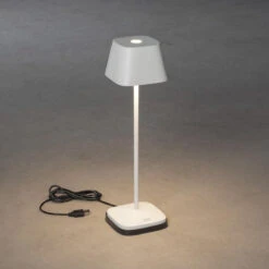 Konstsmide Capri Bordlampe Oppladbar Utendørs IP54 - Hvit -Lightup Butikk Capri bordlampe oppladbar utendors IP54 Hvit Utebelysning Hagebelysning Konstsmide 7814 250 10