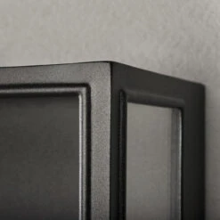 Konstsmide Carpi Vegglampe Utendørs IP44 - Svart/Klart Glass -Lightup Butikk Carpi vegglampe utendors IP44 SvartKlart glass Utebelysning vegg veggskjold Konstsmide 7349 750 4