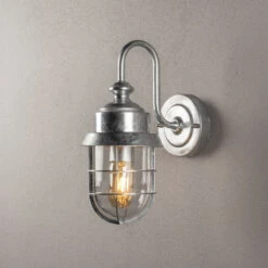 Konstsmide Cerignola Vegglampe IP44 - Galvanisert Stål -Lightup Butikk Cerignola vegglampe IP44 Galvanisert stal Utebelysning vegg klassisk Konstsmide 7351 320 3