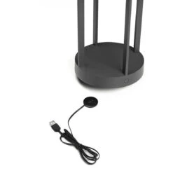 Konstsmide Chieti Lanterne Bord/gulv 25 Cm IP54 Oppladbar - Grå 11 Konstsmide Chieti Lanterne Bord/gulv 25 Cm IP54 Oppladbar - Grå -Lightup Butikk Chieti lanterne bordgulv 25 cm IP54 oppladbar Gra Utebelysning Hagebelysning Konstsmide 7821 300 4