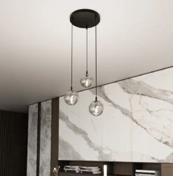 Cosmo Rondell Takpendel 3 Lys - Svart/Røykfarget -Lightup Butikk Cosmo rondell takpendel 3 lys SvartRoykfarget Takpendler Emibig 7123PREM 7