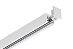 Designline Tube Pro Komplett 1 Meter Spotskinne Med 3 Spotter GU10 - Hvit -Lightup Butikk Designline Tube Pro komplett 1 meter spotskinne med 3 spotter GU10 Hvit Spotskinner 230V Antidark 3 311 10 14 311 01 12 312 01 1 10