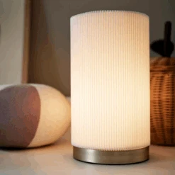 Dora Bordlampe - Hvit 9 Dora Bordlampe - Hvit -Lightup Butikk Dora bordlampe Hvit Bordlamper Pr home of Scandinavia Ab Prh 232510 3