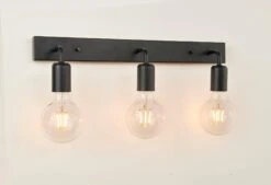 Eliott Tripple Vegglampe - Svart