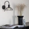 Elsa Buet Vegglampe - Svart -Lightup Butikk Elsa buet vegglampe Svart Vegglamper Venture Home 15521 888 1