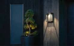 Fagernes Mini Utendørs Vegglampe 9W IP44 Dimbar - Svart -Lightup Butikk Fagernes mini utendors vegglampe 9W IP44 dimbar Svart Utebelysning vegg veggskjold Sg Armaturen As 3100090 4