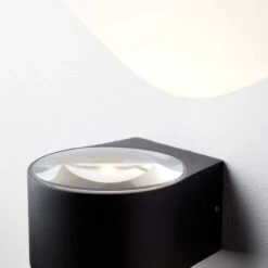 Frey Vegglampe IP65 2x6W 2700K - Svart -Lightup Butikk Frey vegglampe IP65 2x6W 2700K Svart Utebelysning vegg opp og ned LOOM Design LF 808 001 5