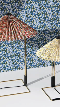 HAY X Liberty Matin Bordlampe Small - Messing - Ed 12 HAY X Liberty Matin Bordlampe Small - Messing - Ed -Lightup Butikk HAY X Liberty Matin bordlampe Small Messing Ed Bordlamper HAY HAY AC070 A577 AN45 4