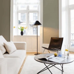 Hygge Gulvlampe - Grafitt Svart -Lightup Butikk Hygge Gulvlampe Grafitt Svart Gulvlamper Halo Designs 5705639744800 3