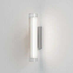 Io 420 Vegglampe IP44 - Krom