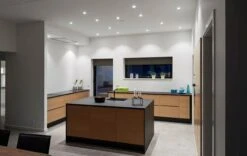 Junistar Square 6W Isosafe - Dimtowarm Matthvit -Lightup Butikk Junistar square 6W isosafe dimtowarm matthvit Downlight lavtbyggende Sg Armaturen As 3202531 3