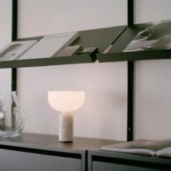 New Works Kizu Portable Bordlampe - Kunis Breccia 11 New Works Kizu Portable Bordlampe - Kunis Breccia -Lightup Butikk Kizu Portable bordlampe Kunis breccia Bordlamper New Works Nes 21715 5