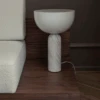 New Works Kizu Bordlampe - Hvit Marmor - L