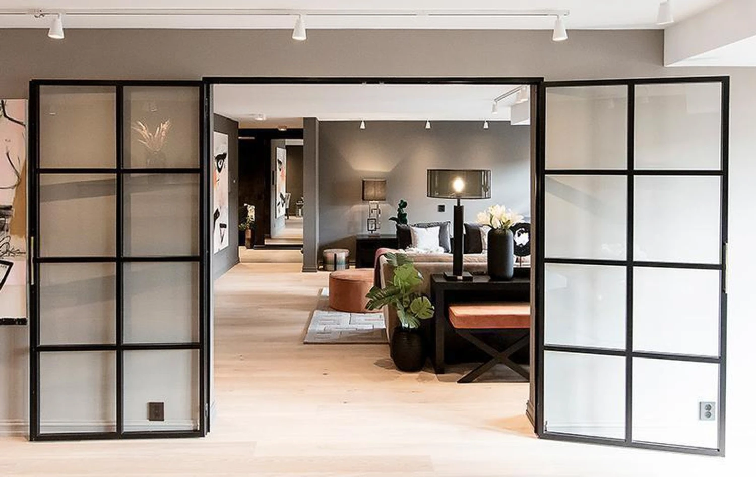 Komplett Zip Zoom 3x6W M/endetilkobling - Matthvit 4 Komplett Zip Zoom 3x6W M/endetilkobling - Matthvit - Bilde 2