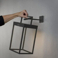 Konstsmide Lanterne Dimbar LED USB Og Solcelle - Svart -Lightup Butikk Lanterne Dimbar LED USB og Solcelle Svart Utebelysning Hagebelysning Konstsmide 7815 750 6