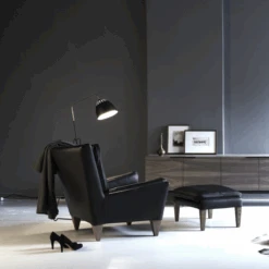 Lean Gulvlampe - Svart/Rå Messing -Lightup Butikk Lean gulvlampe SvartRa messing Gulvlamper Orsjo 39372 15S 000 2