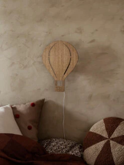 Ferm LIVING Luftballong Vegglampe - Eik