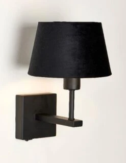 Mango Vegglampe M/skjerm - Svart