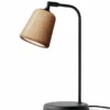 New Works Material Bordlampe - Lys Eik -Lightup Butikk Material Bordlampe Lys Eik Bordlamper New Works Nes 20132 1