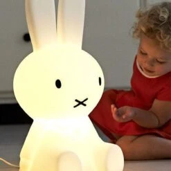 Mr. Maria Miffy Star Light Barneromslampe 50cm - Mr Maria -Lightup Butikk Miffy Star Light barneromslampe 50cm Mr Maria Barnerom Mr Maria 252 MFFS01 6