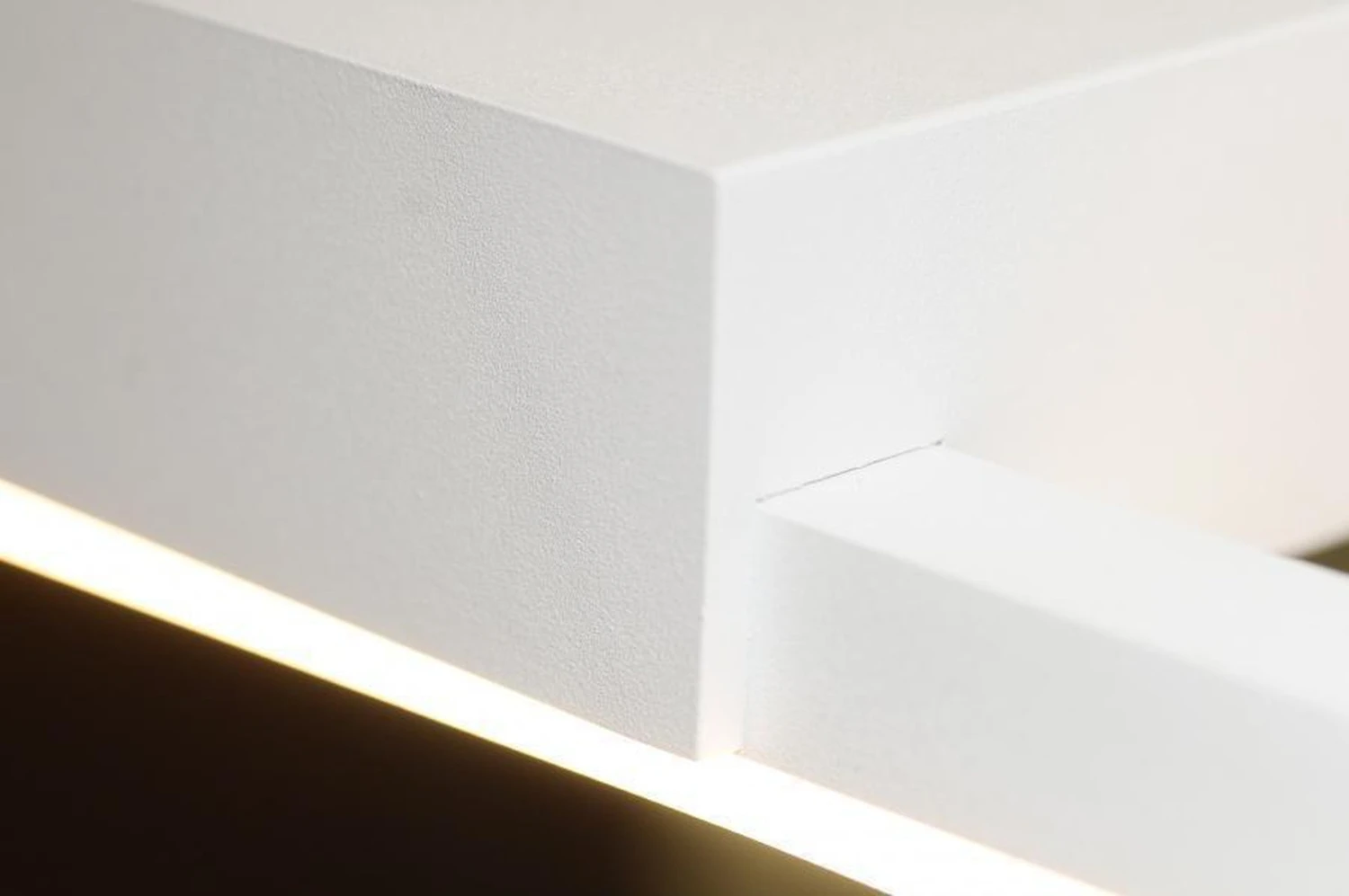 Misty Duo 60 LED Baderomslampe, Svart 5 Misty Duo 60 LED Baderomslampe, Svart - Bilde 3