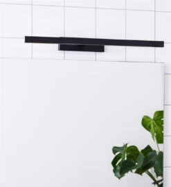 Markslöjd Neptunus 60 Vegglampe - Svart