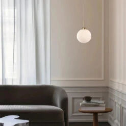 Nuura Apiales 1 Taklampe - Messing / Opal