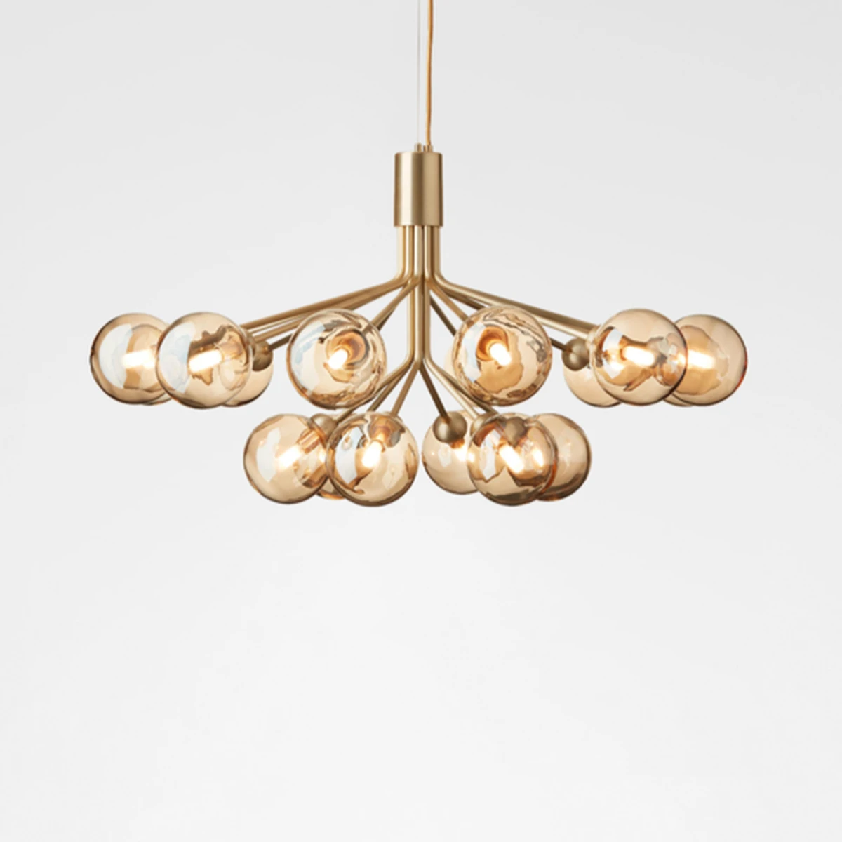 Nuura Apiales 18 Messing/optic Gold Glass 4 Nuura Apiales 18 Messing/optic Gold Glass - Bilde 2