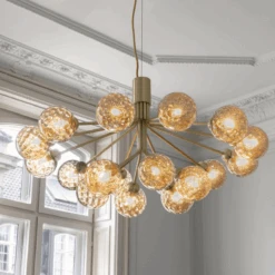 Nuura Apiales 18 Messing/optic Gold Glass 11 Nuura Apiales 18 Messing/optic Gold Glass -Lightup Butikk Nuura Apiales 18 messingoptic gold glass Takpendler Nuura Nua 2051011 3