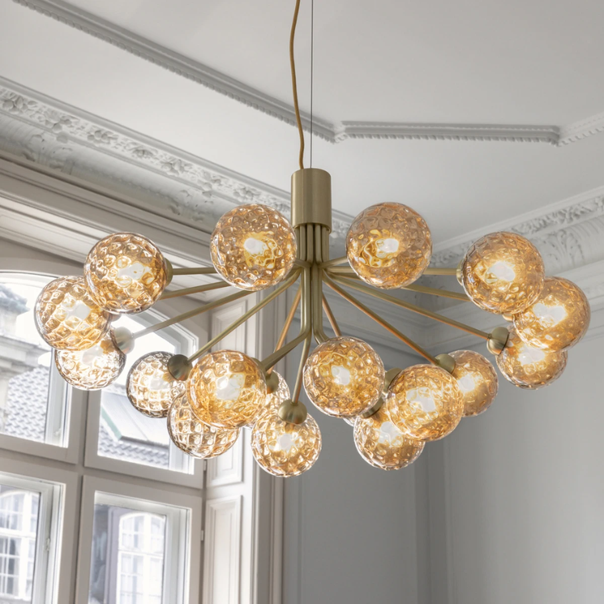 Nuura Apiales 18 Messing/optic Gold Glass 5 Nuura Apiales 18 Messing/optic Gold Glass - Bilde 3