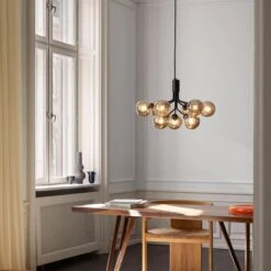 Nuura Apiales 9 Svart/optic Glass