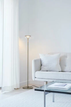 Nuura Blossi Gulvlampe Nordic Gold -Lightup Butikk Nuura Blossi gulvlampe Nordic Gold Gulvlamper Nuura Nua 2027006 11