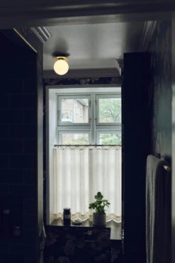 Nuura Liila 1 Vegglampe/taklampe - Medium - Nordic Gold / Opal -Lightup Butikk Nuura Liila 1 vegglampetaklampe medium nordic gold opal Vegglamper Nuura Nua 2046002 5