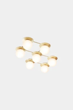 Nuura Liila 7 Taklampe/vegglampe - Opal -Lightup Butikk Nuura Liila 7 taklampevegglampe opal Vegglamper Nuura Nua 2041004 7