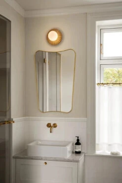 Nuura Liila Muuse Vegglampe/taklampe - Small - Nordic Gold / Opal -Lightup Butikk Nuura Liila Muuse vegglampetaklampe small nordic gold opal Vegglamper Nuura Nua 2046067 4