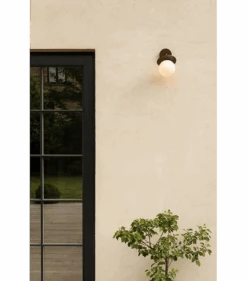 Nuura Liila Utendørslampe - Bronse/opal 10 Nuura Liila Utendørslampe - Bronse/opal -Lightup Butikk Nuura Liila utendorslampe bronseopal Utebelysning vegg klassisk Nuura Nua 2045001 3