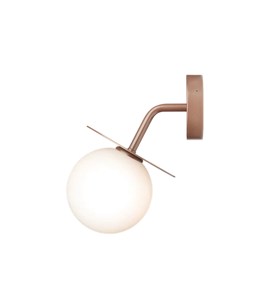 Nuura Liila Utendørslampe - Bronse/opal 7 Nuura Liila Utendørslampe - Bronse/opal - Bilde 5