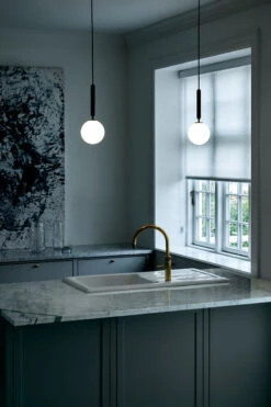 Nuura Miira 1 Svart/opal -Lightup Butikk Nuura Miira 1 svartopal Takpendler Nuura Nua 2033002 5