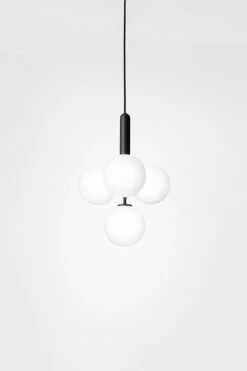 Nuura Miira 4 Svart/opal -Lightup Butikk Nuura Miira 4 svartopal Takpendler Nuura Nua 2031006 4