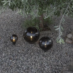 Star Trading Orby Dekorativ Hagelampe 20 Cm- Svart/Røykfarget -Lightup Butikk Orby dekorativ hagelampe 20 cm SvartRoykfarget Utebelysning Hagebelysning Star Trading 803 87 10