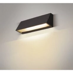 Pema Vegglampe Utendørs 14W 3000/4000 Kelvin IP65 -Lightup Butikk Pema vegglampe utendors 14W 30004000 Kelvin IP65 Utebelysning vegg opp og ned Slv slv 1003453 3