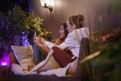 Philips Hue Calla Pullert White Ambiance & Color Luminairs 25 Cm - Forlenger -Lightup Butikk Philips Hue Calla pullert white ambiance color luminairs 25 cm Forlenger Utebelysning pullert Philips Hue 915005630301 15