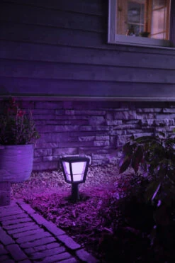 Philips Hue Econic Utendørs Sokkel White Ambiance & Color Luminairs -Lightup Butikk Philips Hue Econic utendors sokkel white ambiance color luminairs Utebelysning portstolpe Philips Hue 915005732501 9