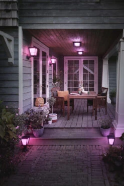 Philips Hue Econic Utendørs Vegg 2 White Ambiance & Color Luminairs -Lightup Butikk Philips Hue Econic utendors vegg 2 white ambiance color luminairs Utebelysning vegg veggskjold Philips Hue 915005732101 7