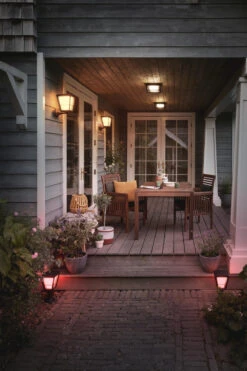 Philips Hue Econic Utendørs Vegg 2 White Ambiance & Color Luminairs -Lightup Butikk Philips Hue Econic utendors vegg 2 white ambiance color luminairs Utebelysning vegg veggskjold Philips Hue 915005732101 9